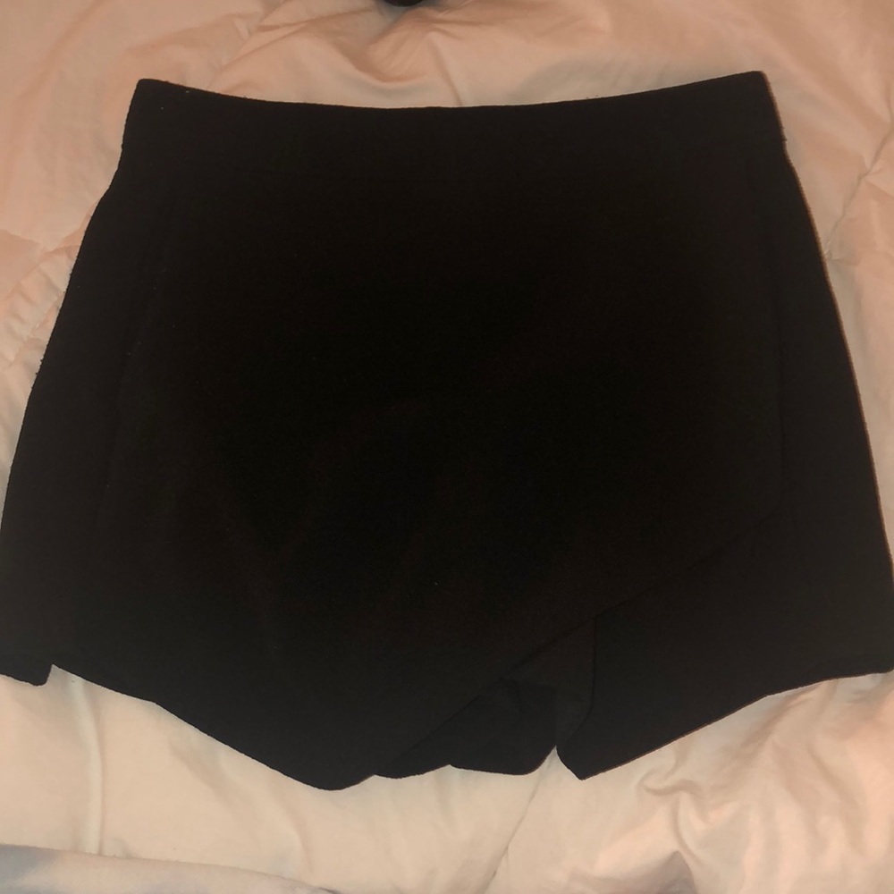 Black skirt